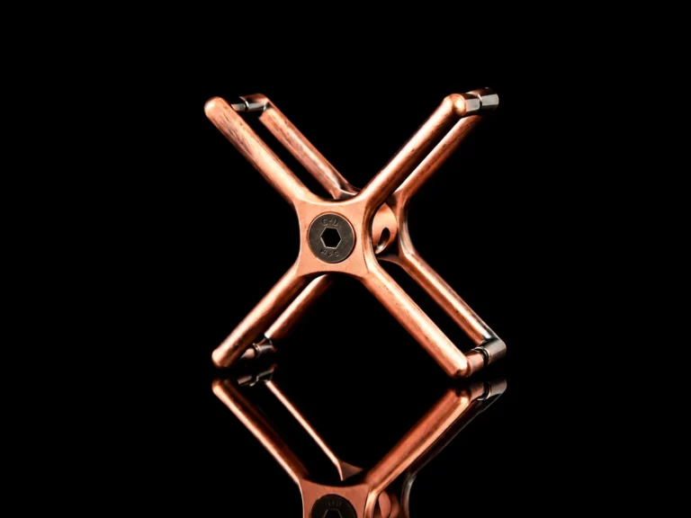 Fixing & Suspension Systems — Fixing detail 011